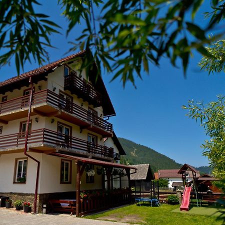 Pensiunea Malina Moeciu De Sus Exterior foto